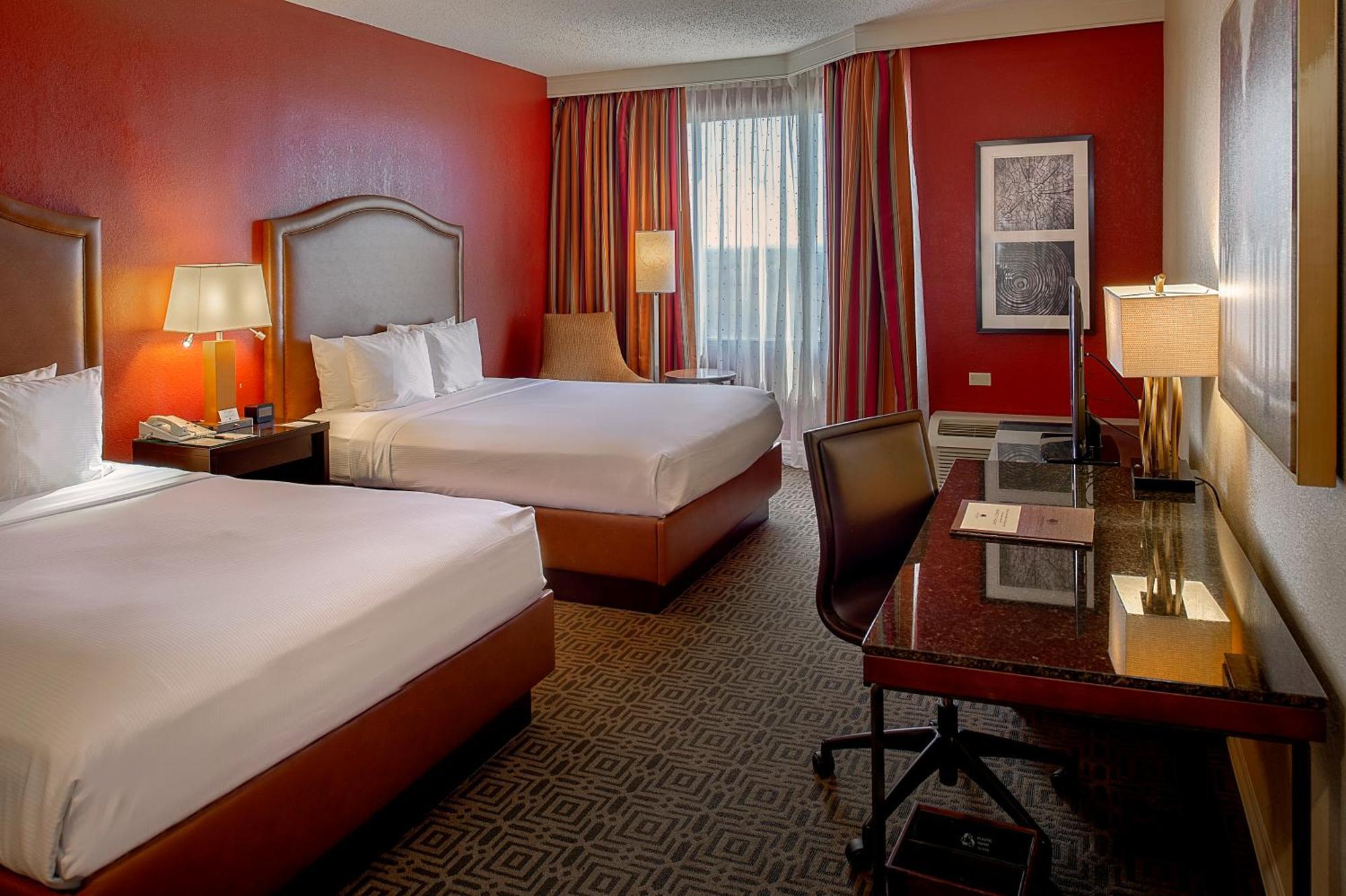 Doubletree By Hilton Hotel St. Louis - Chesterfield Exterior photo